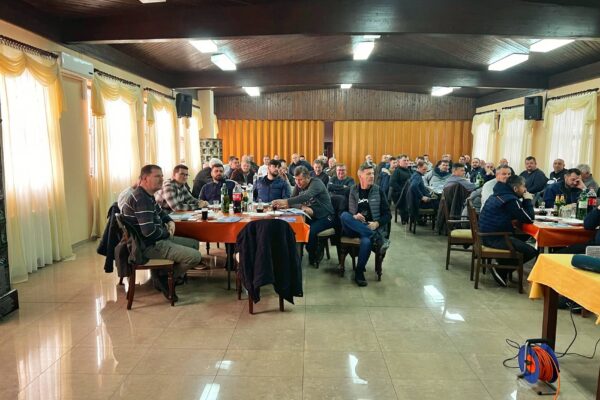 imageedit_3_2840798667